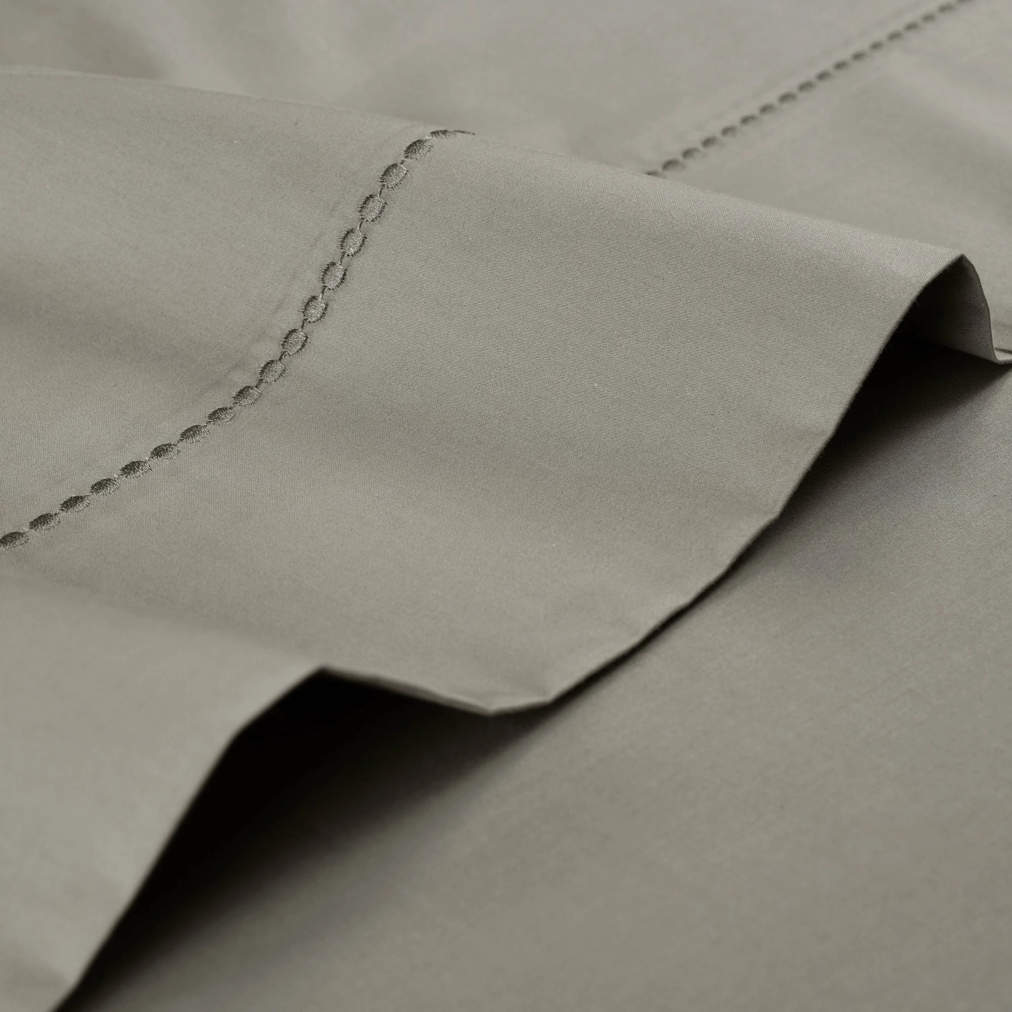 Buy ⌛ Lush Decor Aria Dots 6 Piece Sateen Cotton Sheet Set White ⌛ 12 Buy ⌛ Lush Decor Aria Dots 6 Piece Sateen Cotton Sheet Set White ⌛ - Image 12