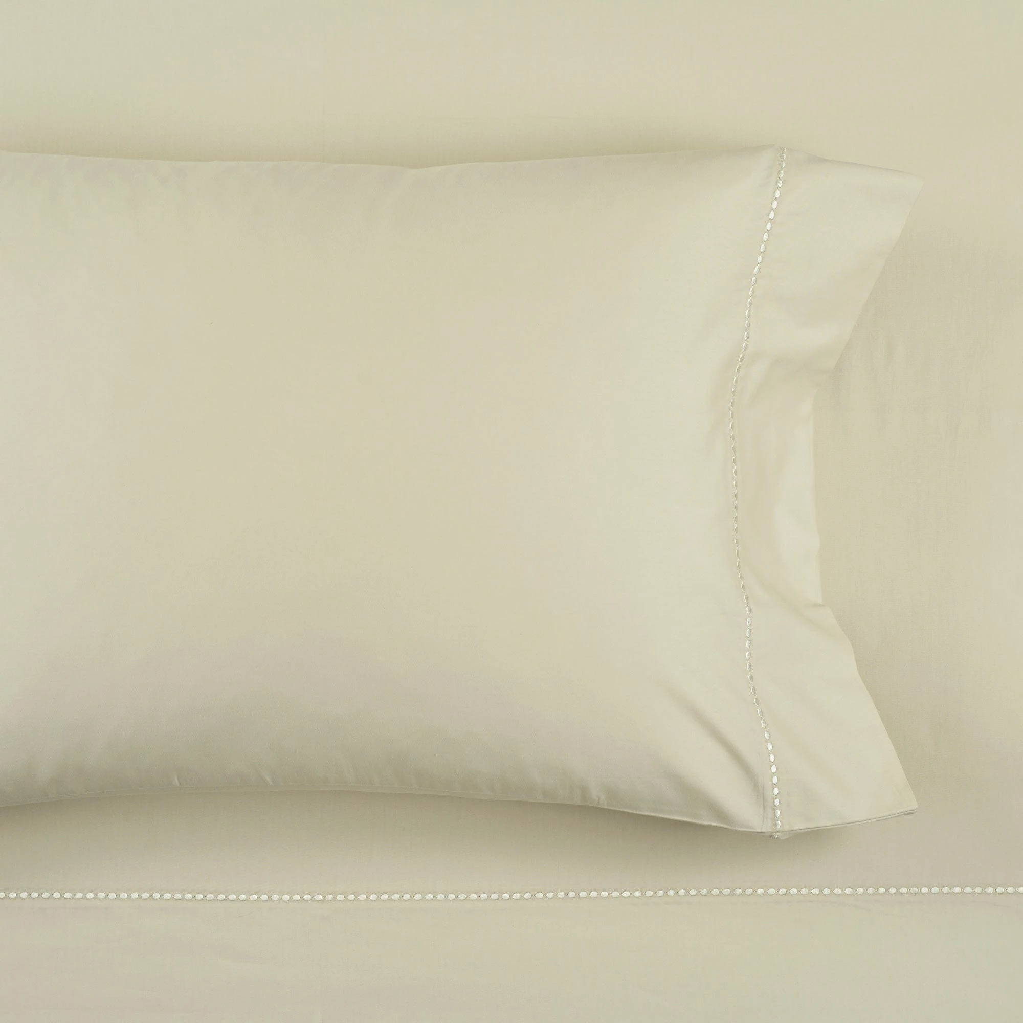 Buy ⌛ Lush Decor Aria Dots 6 Piece Sateen Cotton Sheet Set White ⌛ 15 Buy ⌛ Lush Decor Aria Dots 6 Piece Sateen Cotton Sheet Set White ⌛ - Image 15