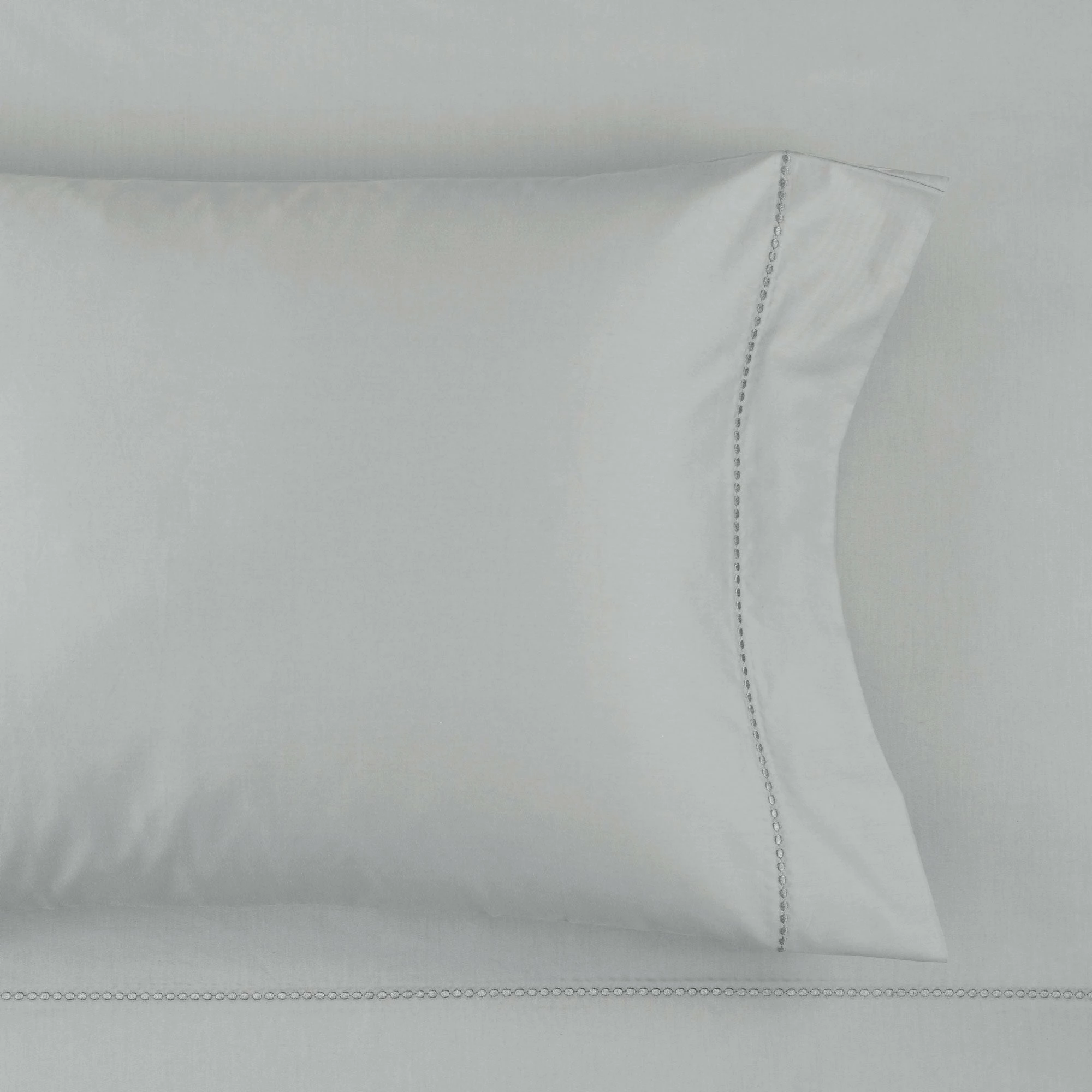 Buy ⌛ Lush Decor Aria Dots 6 Piece Sateen Cotton Sheet Set White ⌛ 3 Buy ⌛ Lush Decor Aria Dots 6 Piece Sateen Cotton Sheet Set White ⌛ - Image 3