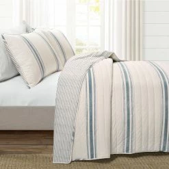 Brand new ❤️ Lush Decor Farmhouse Stripe 3 Piece Quilt Set Neutral 😀