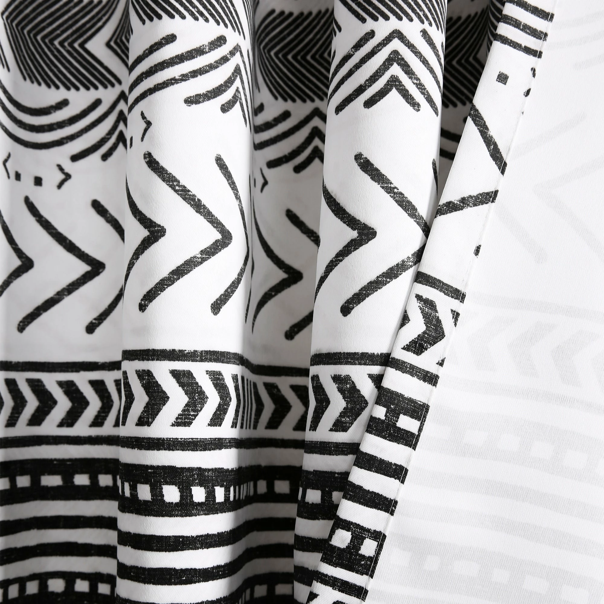 Brand new β Lush Decor Hygge Geo Room Darkening Window Curtain Panel Pair Yellow & Gray π 5 Brand new β Lush Decor Hygge Geo Room Darkening Window Curtain Panel Pair Yellow & Gray π - Image 5