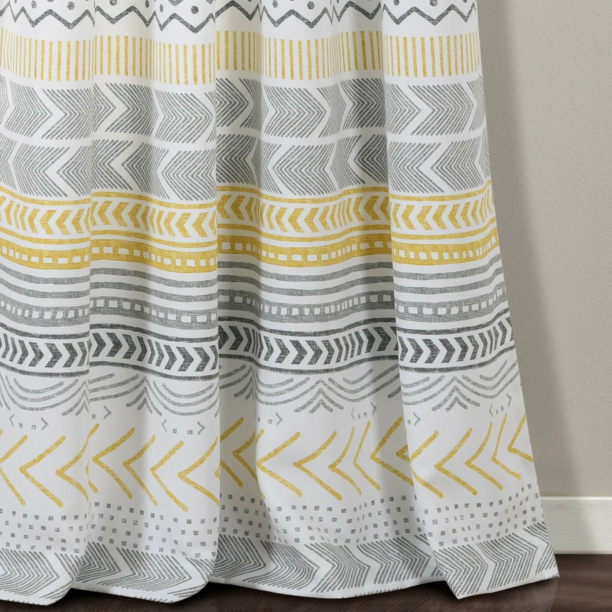 Brand new β Lush Decor Hygge Geo Room Darkening Window Curtain Panel Pair Yellow & Gray π 8 Brand new β Lush Decor Hygge Geo Room Darkening Window Curtain Panel Pair Yellow & Gray π - Image 8
