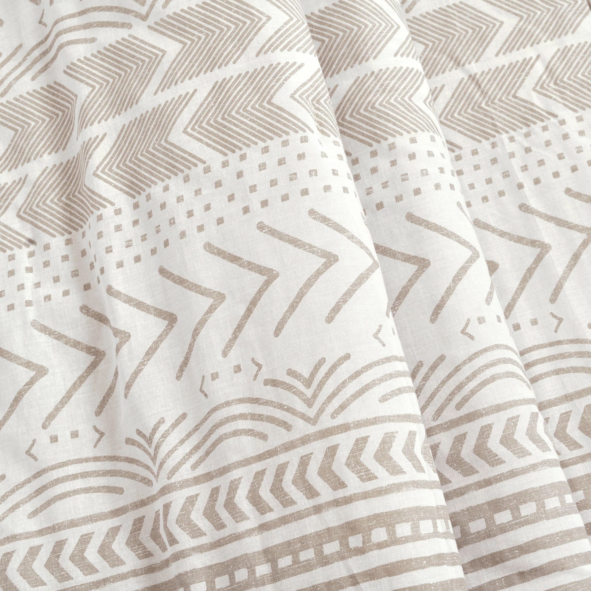 Best Pirce π Lush Decor Hygge Geo Throw Navy & White π₯° 7 Best Pirce π Lush Decor Hygge Geo Throw Navy & White π₯° - Image 7