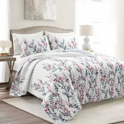 Budget ✨ Lush Decor Mirabelle Watercolor Floral 3 Piece Reversible Quilt Set ❤️
