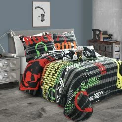 Brand new 🌟 Lush Decor Rock N Roll Reversible Quilt Set Black 💯 -Lush Decor Shop Lush Decor Rock N Roll Reversible Quilt Set 3