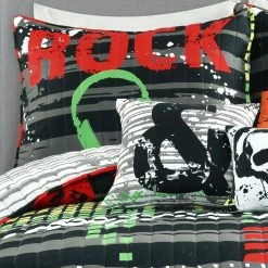 Brand new 🌟 Lush Decor Rock N Roll Reversible Quilt Set Black 💯 -Lush Decor Shop Lush Decor Rock N Roll Reversible Quilt Set 6